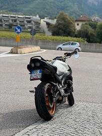 Suzuki GSR 600 - 2010