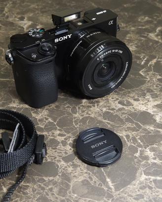 Macchina fotografica Sony Alpha 6000