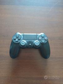 Play station 4  500 GB con 6 giochi