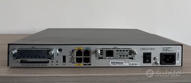 Router Cisco 1841