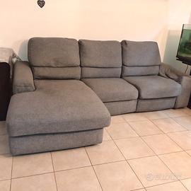 Divano reclinabile ad L