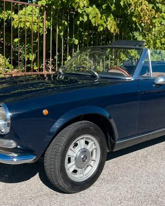 Fiat 124 Sport Spider 1800 del 1973
