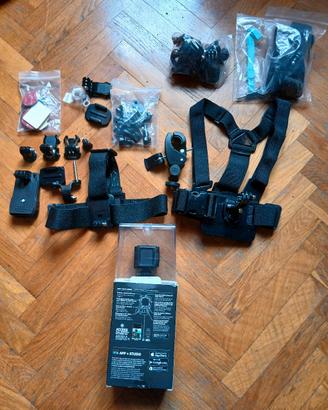 GoPro hero 4 session più accessori