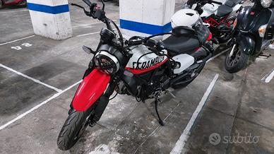 Ducati Scrambler Urban Motard