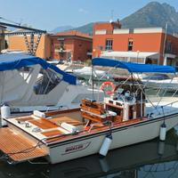 Boston Whaler 22 Outrage EFB - Refitting