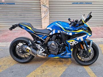 Suzuki GSX-8R