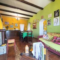 3 LOCALI A POGGIO CATINO