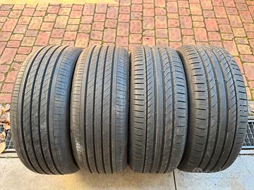 Gomme estive 215/50/18