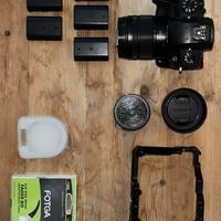 KIT PANASONIC GH5 + obiettivi e accessori