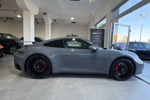 PORSCHE - 992