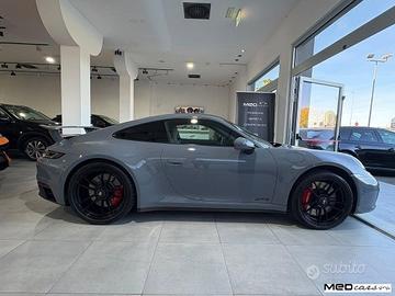 PORSCHE - 992