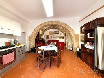 Via Turritana - Monolocale ristrutturato + taverna