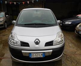 Renault Modus 1.5 dCi 70CV Grazia