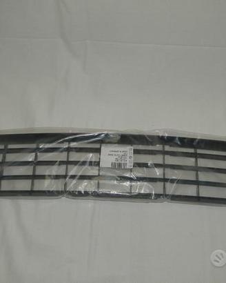 MASCHERINA centrale PARAURTI AUDI 80 CABRIOLET