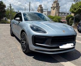 Porsche Macan T