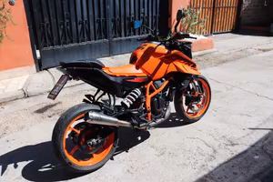 KTM Duke 390 (2025)