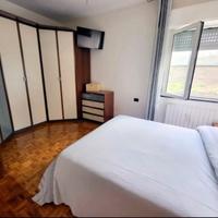 Armadio con 2 cabine laterali