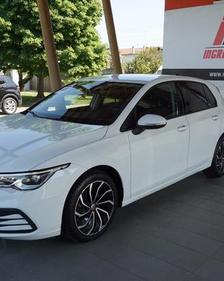 Volkswagen Golf 1.0 etsi evo Life 110cv dsg
