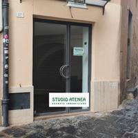 Via Pirandello Magazzino 36 Mq Con Bagno