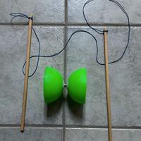 DIABOLO E PALLINE DA GIOCOLERIA