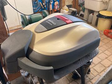 Robot rasaerba Honda Miimo
