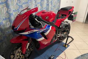 Honda cbr 600 rr 2025