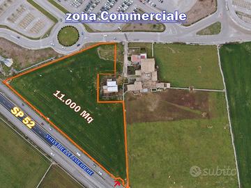 Terreno d3 con annessa villa