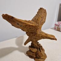 Scultura aquila reale