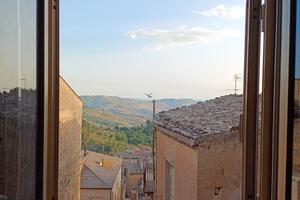 Ampio appartamento di 190 mq su due piani