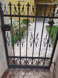 Cancello in ferro zincato a battente