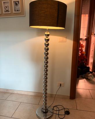 Lampada da terra design moderno