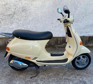 Vespa 50 ET2 anno 1997 – solo 4.000 km –