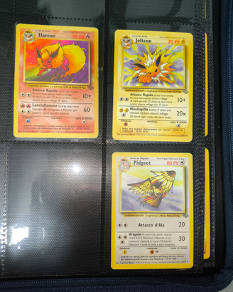 Lotto di 10 mila carte pokemon