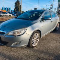 Opel Astra 1.4 Turbo 5 porte Cosmo