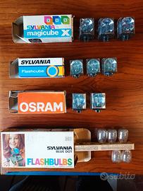 Flashbulbs per macchine fotografiche d'epoca