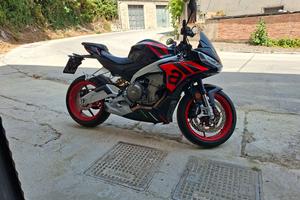 Aprilia Tuono 660 factory