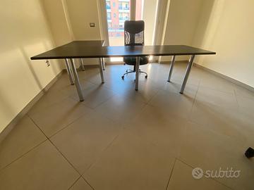 Scrivania Angolare artigianale nera + Poltrona