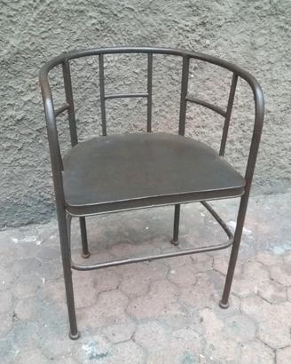 Sedia a pozzetto in ferro, vintage