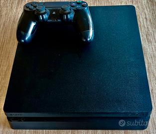 PS4 IN BUONE CONDIZIONI