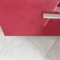 Mobile di legno e acciaio 