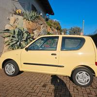 Fiat 600 pari al nuovo solo 15500km