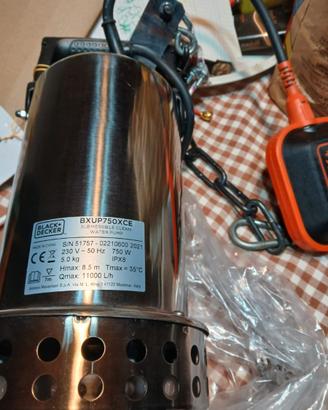 Pompa ad immersione Black Decker