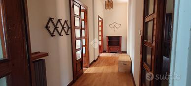 4 LOCALI A VALLE SAN NICOLAO