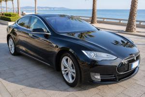 Tesla Model S 85 - 2014