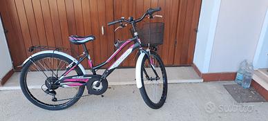 Bicicletta per ragazzina