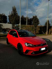 VOLKSWAGEN Golf 7ª serie - 2017