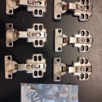 cerniere Ikea per ante mobili