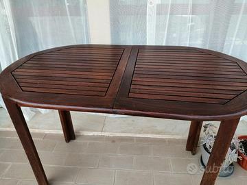 Tavolo allungabile in legno 