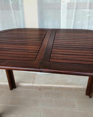 Tavolo allungabile in legno 