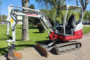 Miniescavatore cingolato TAKEUCHI TB230